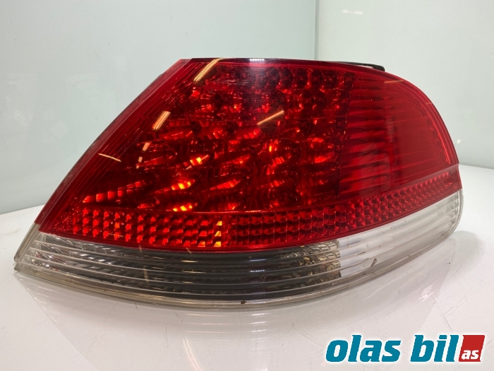 Baklykt høyre til BMW 7-Serie 2000-2008 (E65/E66/E67/E88) (E65/E66/E67/E88) (63 21 7 164 736||6 914 286.9)