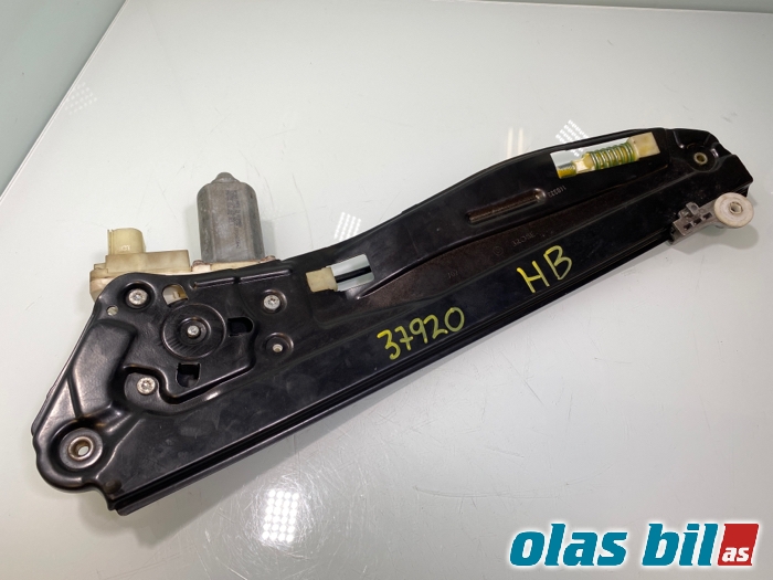 Ruteheis til BMW 7-Serie 2000-2008 (E65/E66/E67/E88) (E65/E66/E67/E88) (51 35 7 202 482|)