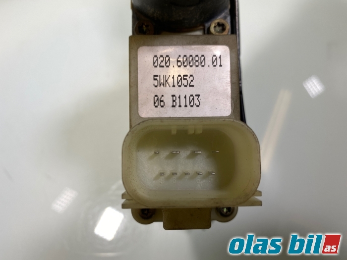 Ruteheis til BMW 7-Serie 2000-2008 (E65/E66/E67/E88) (E65/E66/E67/E88) (51 35 7 202 482|)