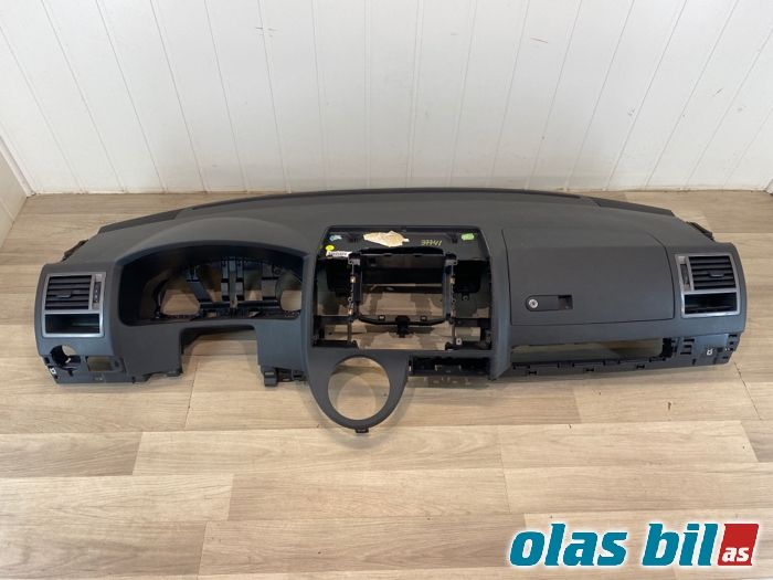 Dashbord til VW Transporter / Caravelle 2009-2015 (Fase 2) (T5) (T5) (7E1 857 003 BC|)
