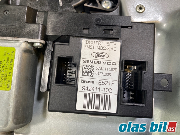 Ruteheis til Ford Kuga 2008-2012 (Type I) (1738645;1766857||7M51 R203A29DB)