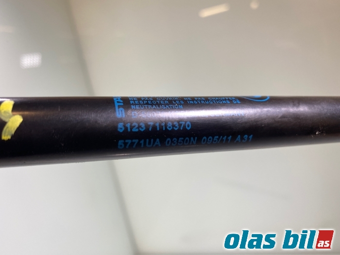 Panserdemper til BMW 1-Serie 2004-2011 (E81/E82/E87/E88) (E81/E82/E87/E88) (BMW|51 23 7 118 370|)