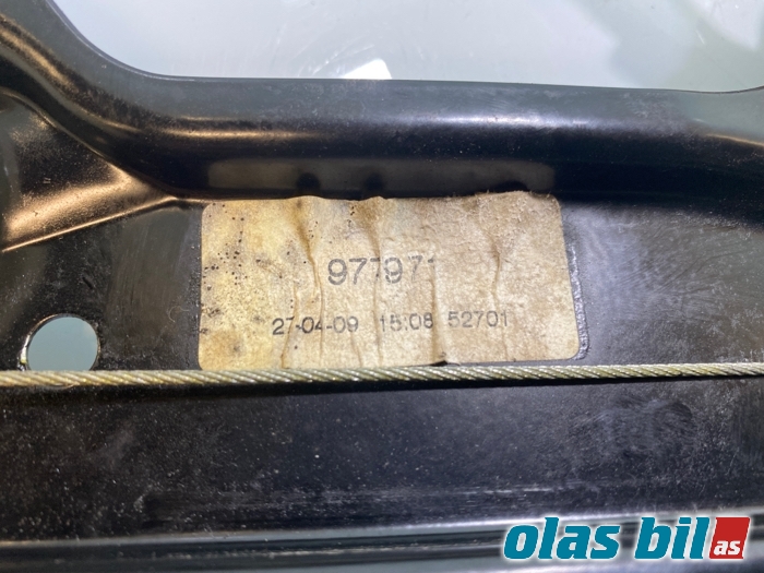 Ruteheis til BMW 5-Serie 2003-2010 (E60/E61) (E60/E61) (51 33 7 184 383||6 981 141)