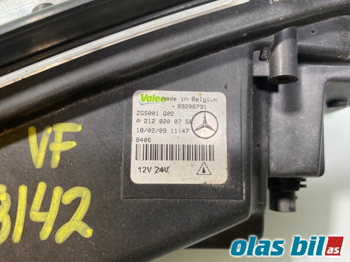 Tåkelykt høyre foran til Mercedes E-Klasse, Coupe/Cab 2009-2013 (Fase 1) (C207) (C207) (MERCEDES|A 212 820 07 56|)