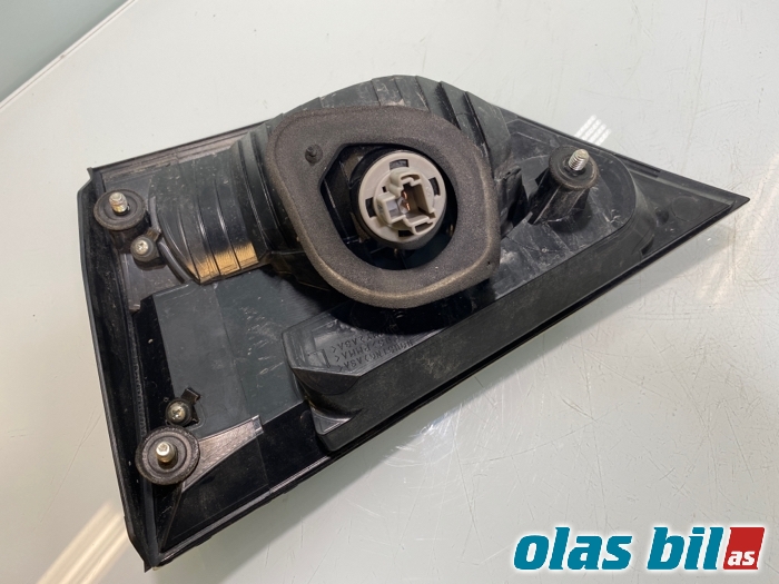 Baklykt venstre indre til Mitsubishi Outlander 2007-2010 (Type II, Fase 1)  (8331A005|)