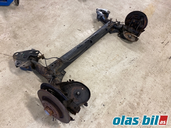 Travers bak til Mercedes Citan 2012-2021 (W415) (W415) (A 415 350 28 00|)