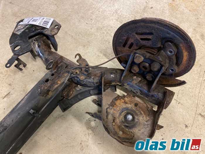 Travers bak til Mercedes Citan 2012-2021 (W415) (W415) (A 415 350 28 00|)