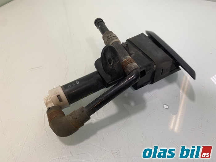 Lyktespylerdyse til Mazda 6 2002-2008 (Type I) (GS1F-51-82XA||GS1F-5182X-41033)