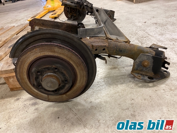 Travers bak til Renault Kangoo 2008-2021 (Type II) (555113267R|)