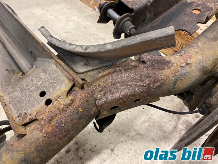Travers bak til Renault Kangoo 2008-2021 (Type II) (555113267R|)