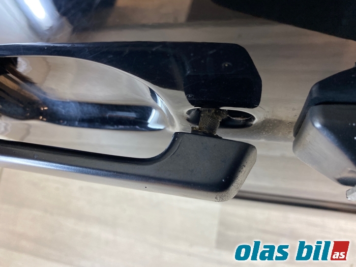 Dør høyre bak til Mercedes G-Wagen 1978-1989 (W460) (W460) (NO PART ID|)