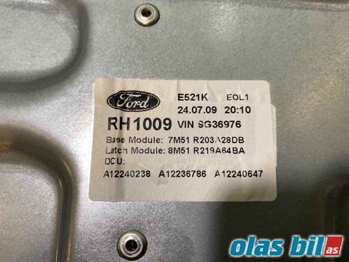 Ruteheis til Ford Kuga 2008-2012 (Type I)  (1738646;1767041||7M51 R045H16 A)