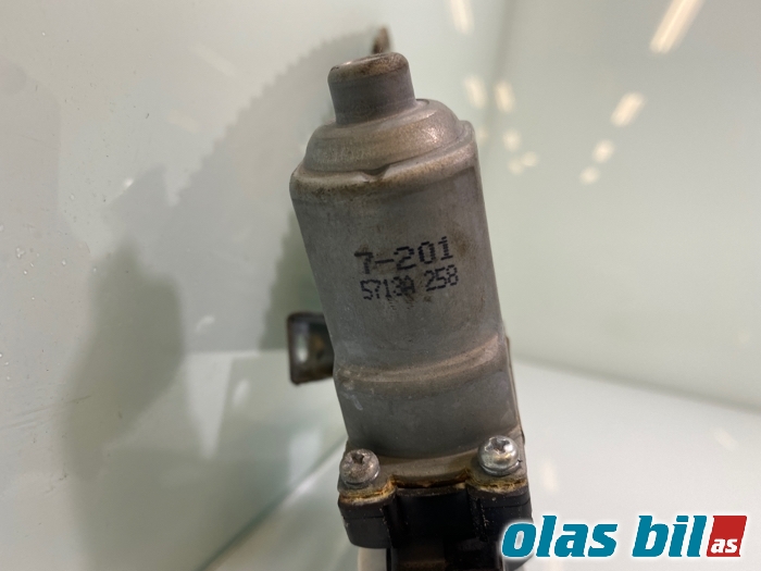 Ruteheis til Mitsubishi ASX 2010-2019  (5713A256|)