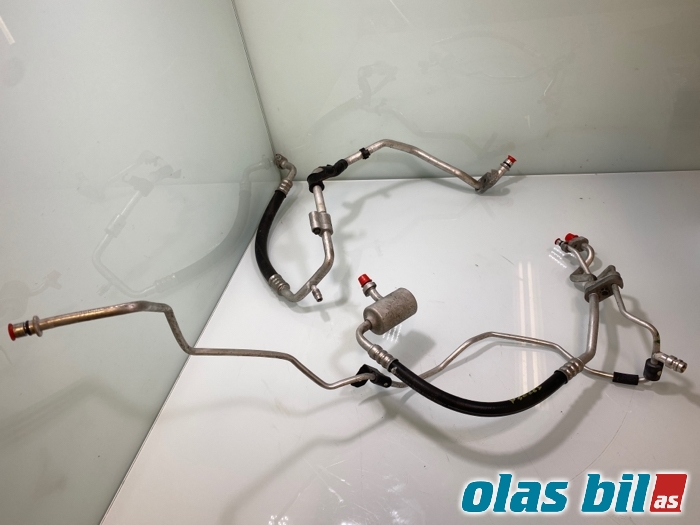 Aircondition rør til Nissan Leaf, 2011-2017 (Type I) (924903NF0A)