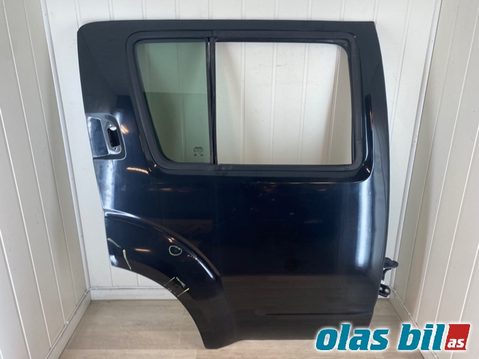 Dør høyre bak til Nissan Pathfinder, 2005-2010 (Fase 1) (R51) (R51) (82100EB330)