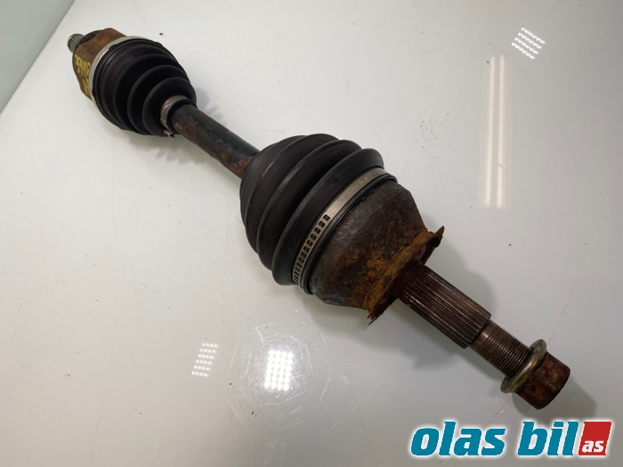 Drivaksel venstre foran til Nissan Pathfinder 2005-2010 (Fase 1) (R51) (R51) (39100EB300|)