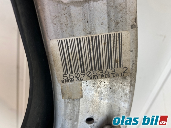 Travers foran hoved til BMW 5-Serie 2010-2017 (F10/F11) (F10/F11) (31 11 6 796 692|)