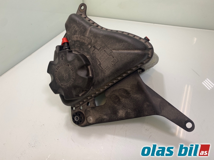 Ekspansjonstank til BMW 5-Serie 2010-2017 (F10/F11) (F10/F11) (17 13 7 647 283||1713 7 601 949-03)
