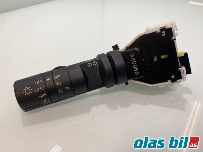 Bryter blink til Nissan Qashqai 2007-2010 (Type I, Fase 1) (25540JD03A|)