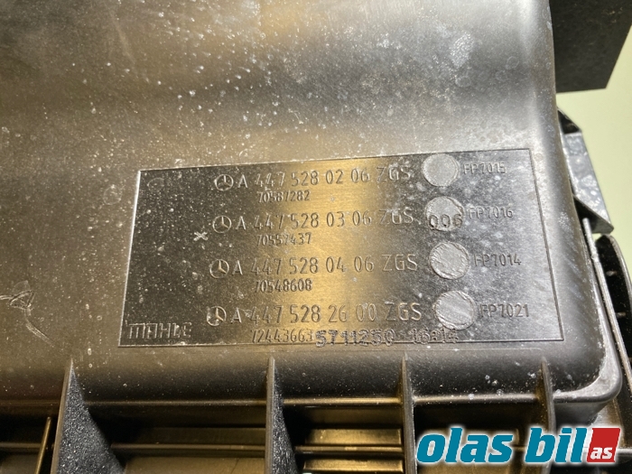 Luftfilterboks til Mercedes Vito 2014-->> (W447) (W447) (A 447 528 03 06|)