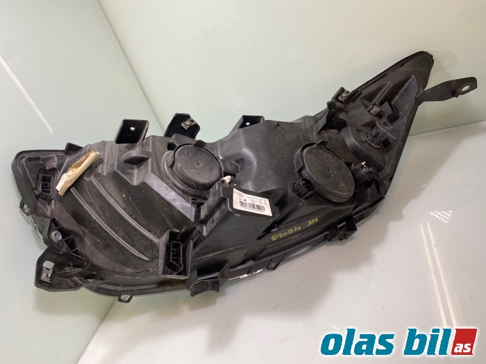 Frontlykt høyre halogen til Iveco Daily 2014-->> (Type VI) (5801473749|)