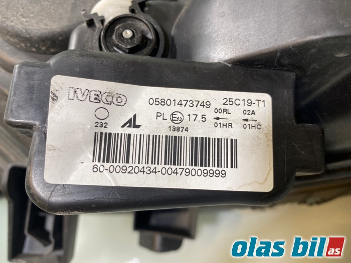 Frontlykt høyre halogen til Iveco Daily 2014-->> (Type VI) (5801473749|)