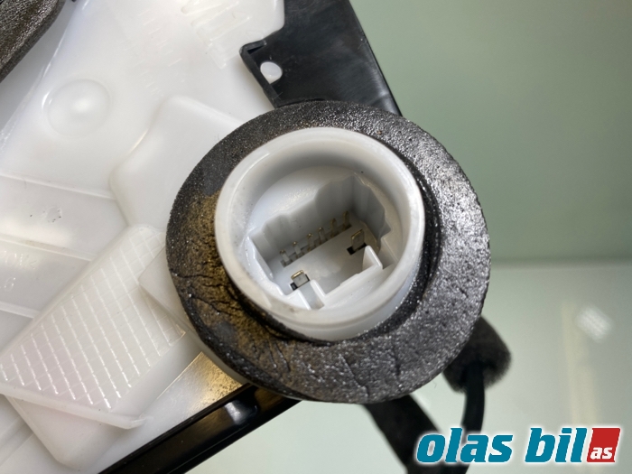 Låsekasse venstre foran til Toyota Prius 2016-2023 (Type IV) (combi) (combi) (TOYOTA|6904047120|)