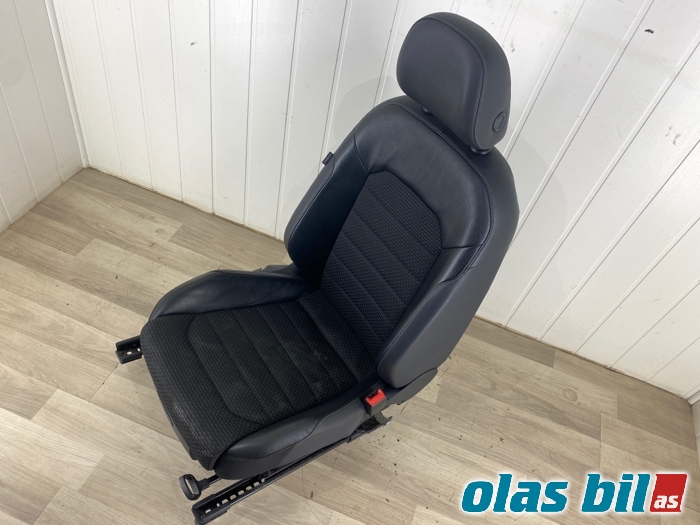 Sete foran høyre til VW Golf VII 2012-2017 (Fase 1)  (5Q4 881 106 Q|)