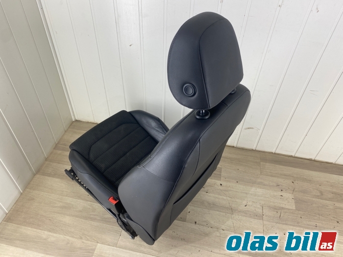 Sete foran høyre til VW Golf VII 2012-2017 (Fase 1)  (5Q4 881 106 Q|)
