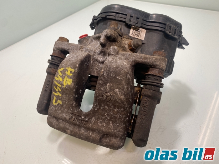 Bremsecaliper høyre bak til Mercedes CLA 2013-2019 (C117) (C117) (A 000 423 24 81|)