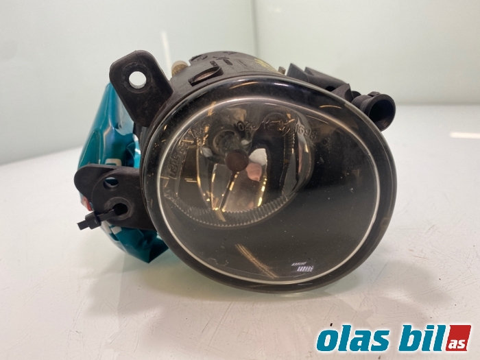 Tåkelykt høyre foran til Mercedes ML 2005-2011 (W164) (W164) (MERCEDES|A 251 820 08 56|)