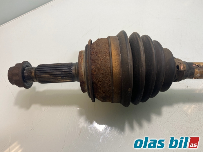 Drivaksel venstre foran til Toyota Yaris 2012-2014 (Type III, Fase 1)  (434200D411|)