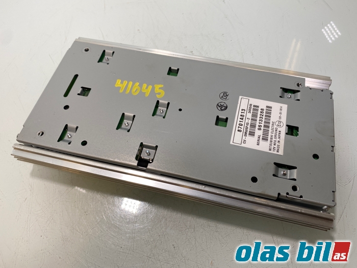 Bilstereo forsterker til Mitsubishi Outlander 2015-->> (Type III, Fase 2) (8701A813|)