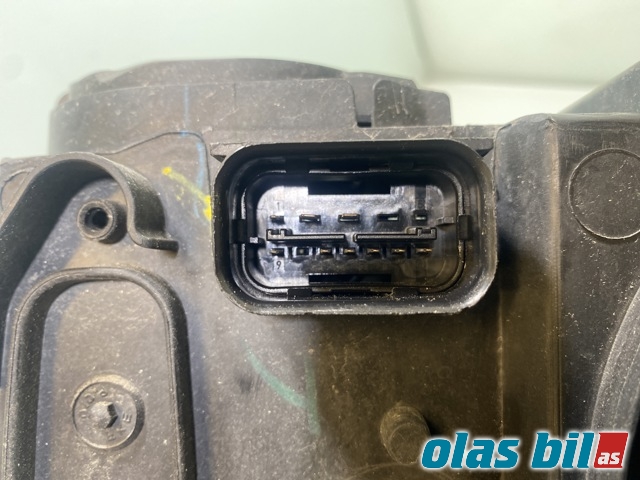 Frontlykt høyre halogen til BMW X3 2010-2017 (F25) (F25) (BMW|63 12 7 217 288||7 217 288)