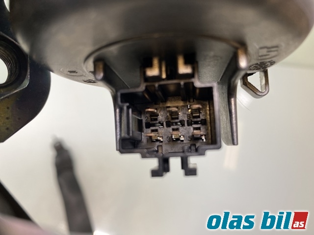 Sikkerhetsbelte foran høyre til Mercedes ML 2005-2011 (W164) (W164) (MERCEDES|A 251 860 39 85|)