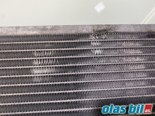 Radiator (automat gir) til Mercedes A-Klasse 2012-2018 (W176) (W176) (MERCEDES|A 246 500 13 03|)