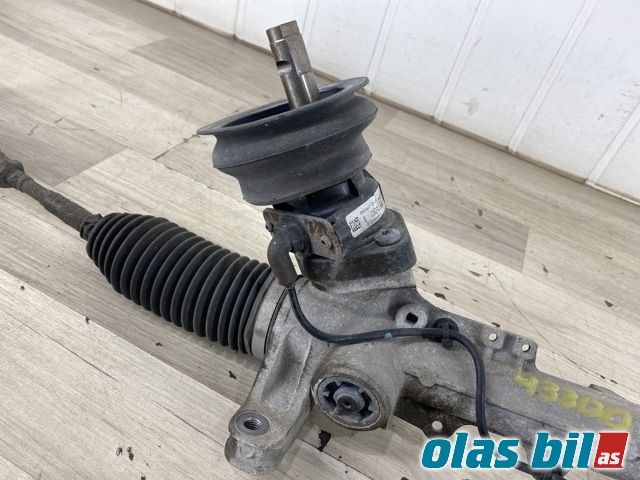 Tannstang elektrisk til Mercedes A-Klasse 2012-2018 (W176) (W176) (MERCEDES|A 246 460 47 00|A 246 460 21 00|246 460 52 00)