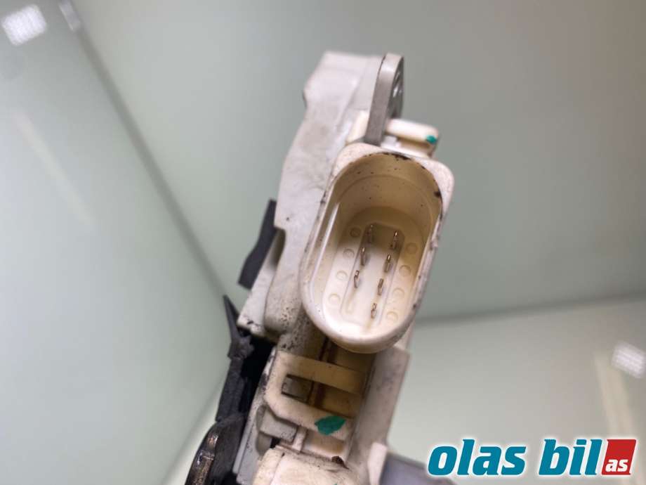 Låsekasse venstre foran til Audi Q7 2010-2015 (Type I, Fase 2)  (AUDI|8J1 837 015 E|)