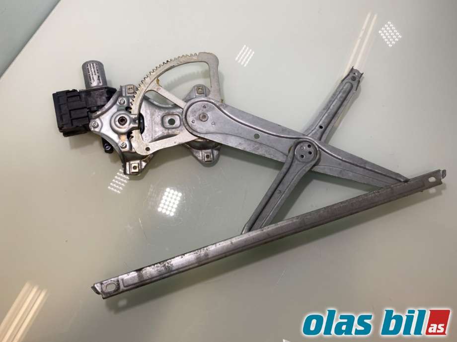 Ruteheis venstre foran til Toyota C-HR 2016-->>  (TOYOTA|69820F4010||85720-F4010)