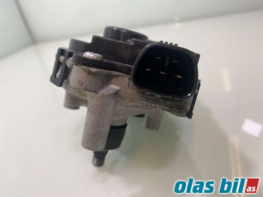 Viskermotor frontrute til Toyota C-HR 2016-->>  (TOYOTA|85110F4010||85110-F4010)