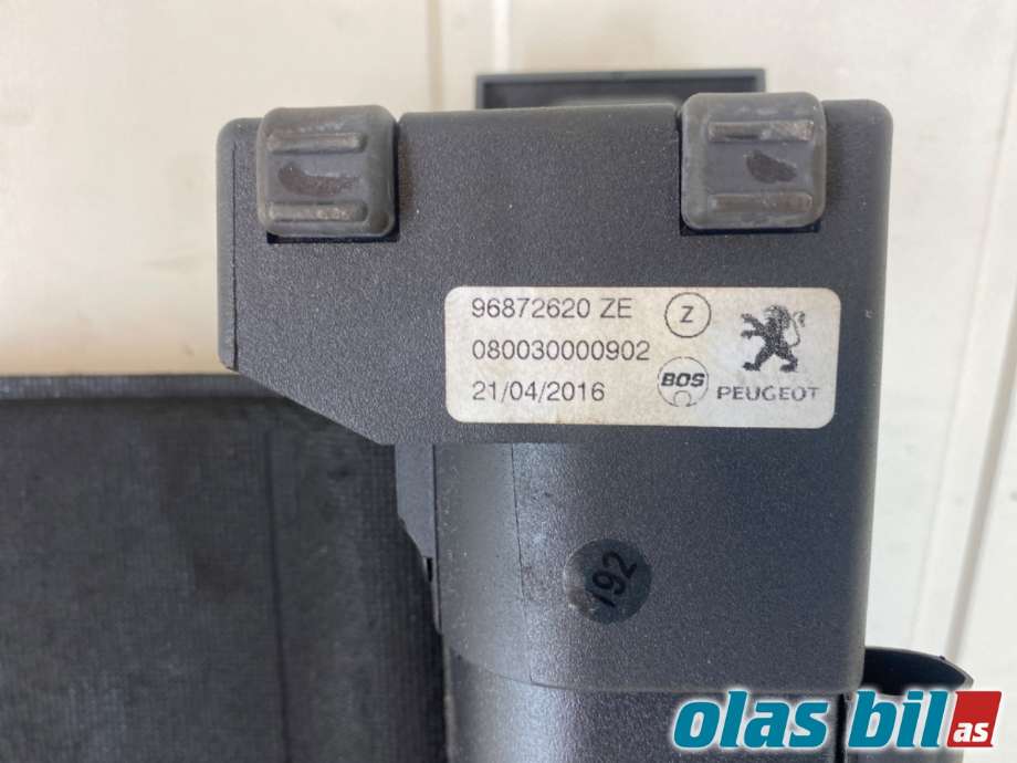 Bagasjerom rollon til Peugeot 508 2014-2018 (Type I, Fase 2)  (PEUGEOT|8795 CL||96872620)