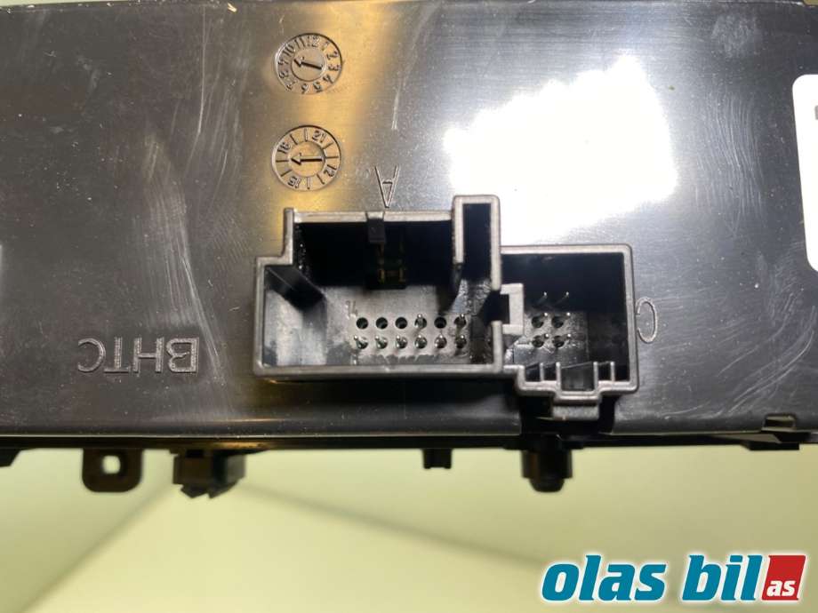 Varmeapparat betjening til Audi Q7 2015-->> (Type II) (AUDI|4M0 820 043 AD|)