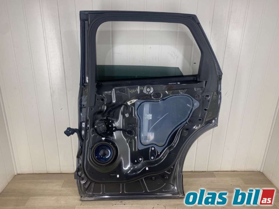 Dør høyre bak til Ford Edge 2016-2019 (FORD|2290423|FT4B-R20124-AP|)