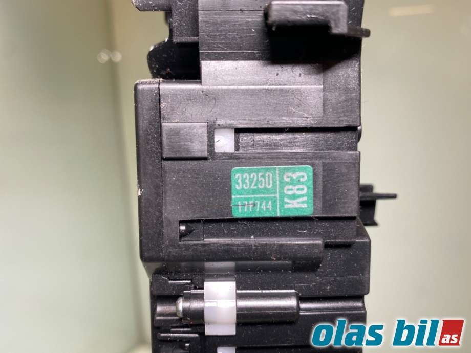 Bryter combi til Toyota RAV4 2013-2015 (Type IV, Fase 1)  (TOYOTA|8414033250|8465212A90|)