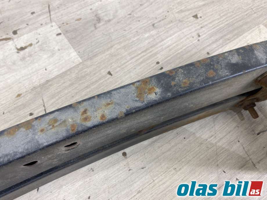 Støtfangerforsterkning bak til Toyota RAV4 2013-2015 (Type IV, Fase 1)  (TOYOTA|5217142030|)