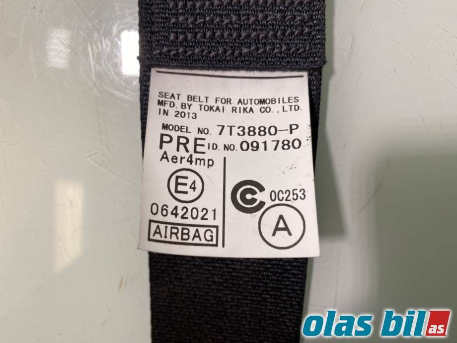 Sikkerhetsbelte foran høyre til Toyota RAV4 2013-2015 (Type IV, Fase 1)  (TOYOTA|7321042351C0|7321042410C0|)
