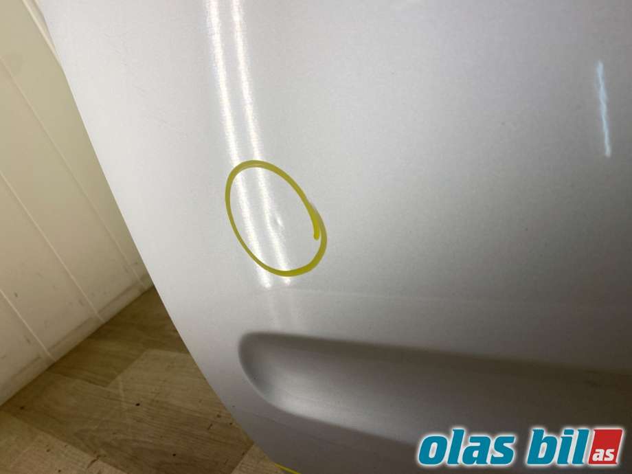 Dør høyre bak til Nissan Navara 2005-2010 (Fase 1) (D40) (D40) (NISSAN|82100EB30J|)