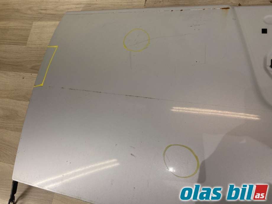 Bakluke lem til Nissan Navara 2005-2010 (Fase 1) (D40) (D40) (NISSAN|93400EA30J|)