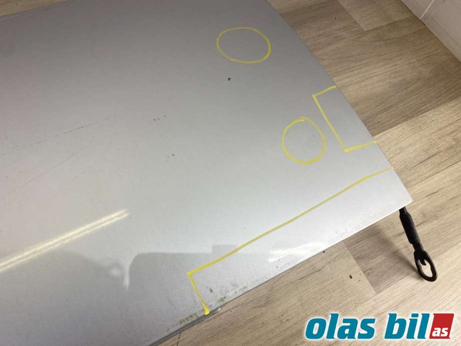 Bakluke lem til Nissan Navara 2005-2010 (Fase 1) (D40) (D40) (NISSAN|93400EA30J|)