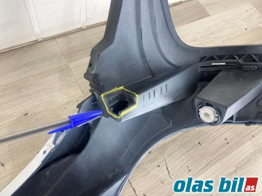 Skjerm høyre foran til BMW X6 2008-2014 (E71/E72) (E71/E72) (BMW|51 65 2 147 592|)